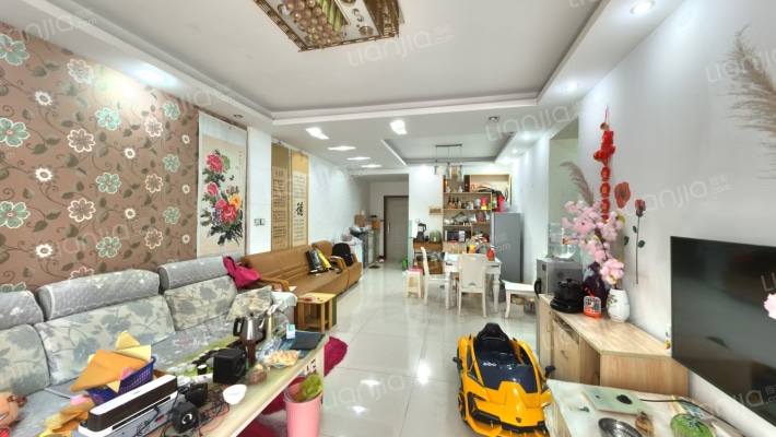 蓝光富丽城二手房实景图