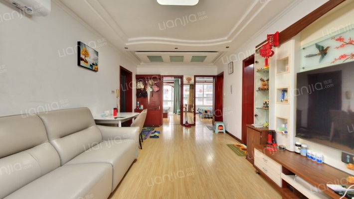 纳福新居二手房实景图