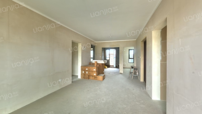 港龙美的未来映二手房实景图