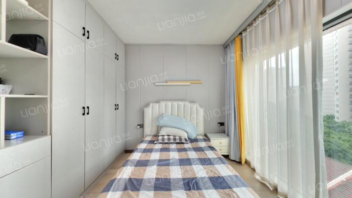 朵力尚美国际二手房实景图