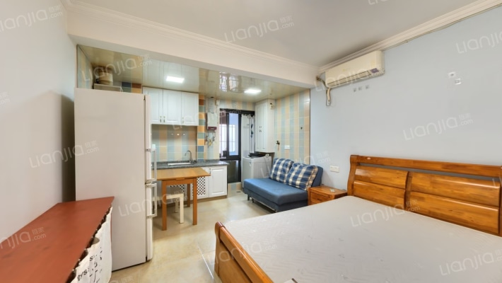 郁金香国际公寓二手房实景图