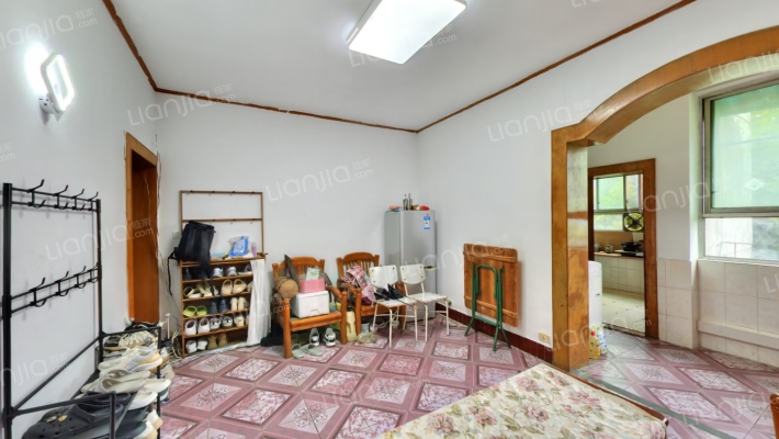 邮电大学教师公寓楼二手房实景图