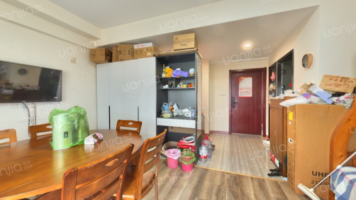 天一仁和财富中心二手房实景图