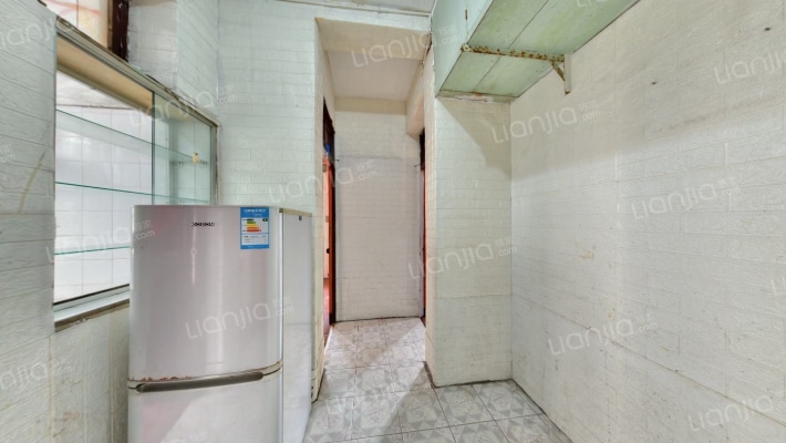 车站社区二手房实景图