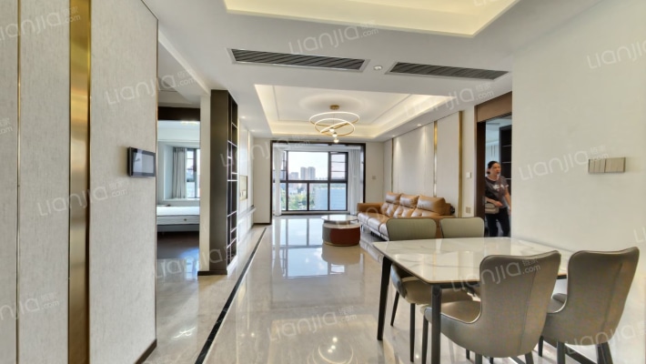 金沙宸宇公馆二手房实景图