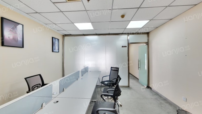 财富中心二手房实景图