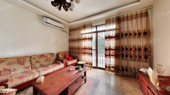 山水间二手房实景图