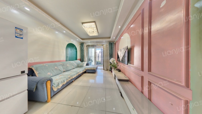 合能珍宝琥珀3期二手房实景图