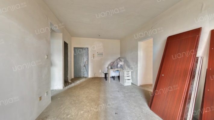 胜天人居二手房实景图