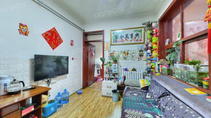 济柴八宿舍二手房实景图