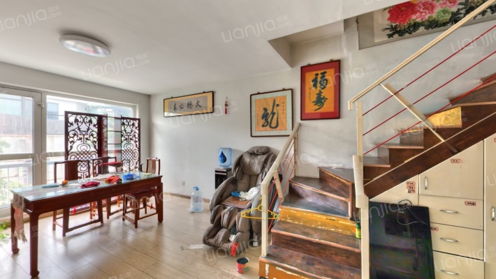 汇港苑二手房实景图