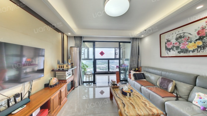 怡翠晋盛泰园二手房实景图