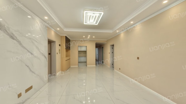 蓝岸丽景二手房实景图