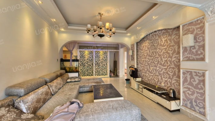 蜗居二手房实景图