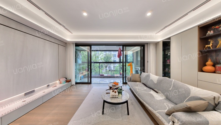 中海和山二手房实景图