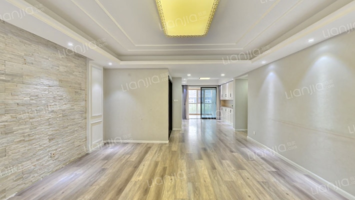 金地湖城大境天字一号二手房实景图