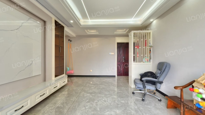 临雅苑二手房实景图