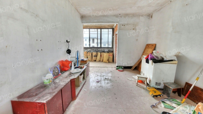 锦桥路城镇房二手房实景图