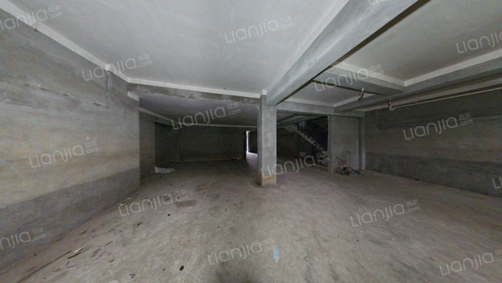 路易庄园二手房实景图