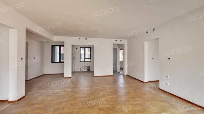 建投·誉山院二手房实景图