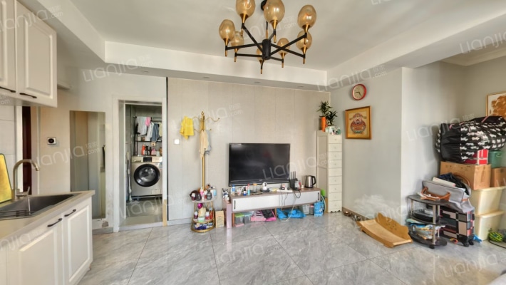 机车商厦二手房实景图