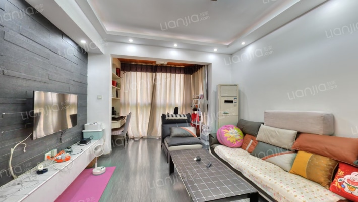 卓锦城四期二手房实景图