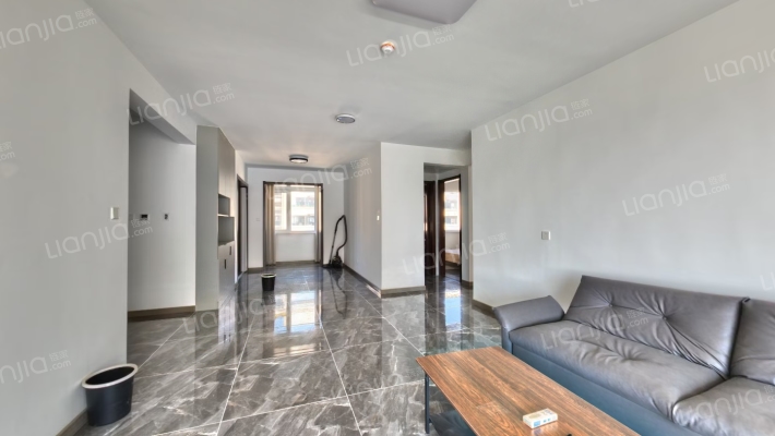 保利叁仟栋一期二手房实景图