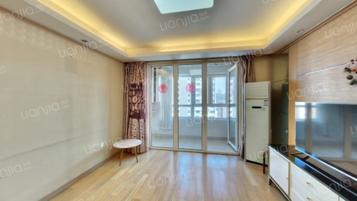 万科城阿姆斯特丹街区二手房实景图