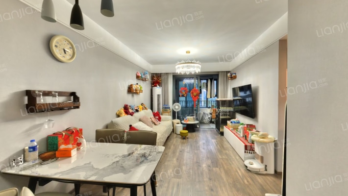 华发星辰海二手房实景图