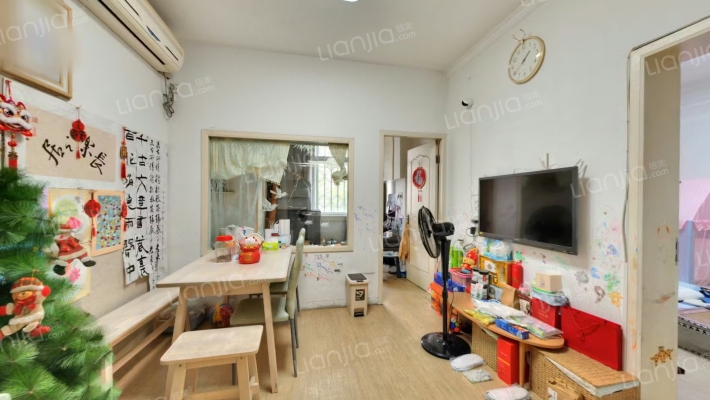 中山北路421号二手房实景图