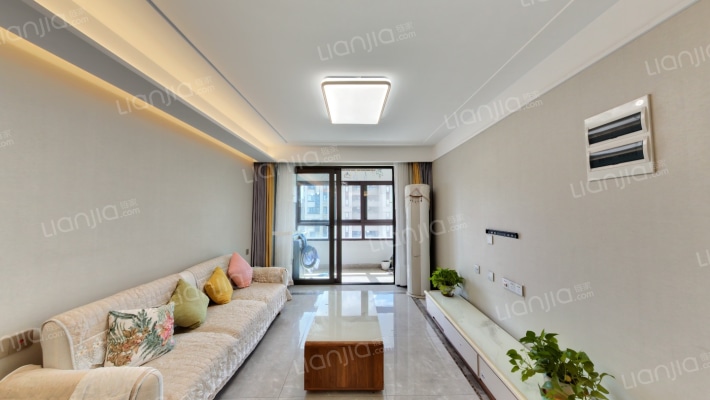 翡翠观澜花苑二手房实景图