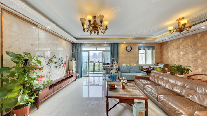 保利香槟花园F组团二手房实景图