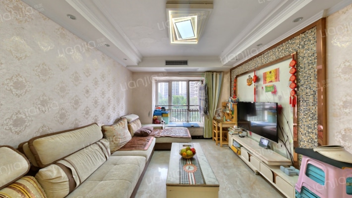 融创依云郡二手房实景图