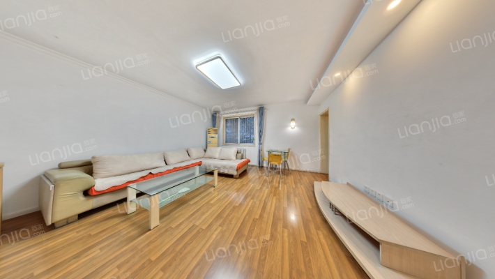 民航小区二手房实景图