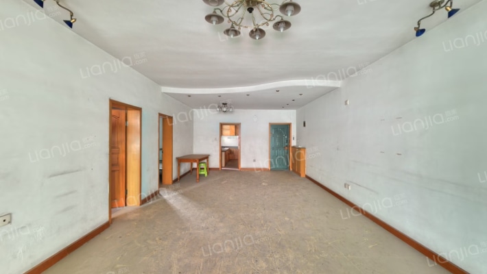 晒光坪56号二手房实景图