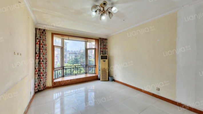 加贝花园二手房实景图