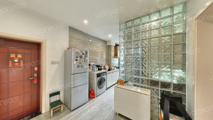 东风路北二巷4号二手房实景图