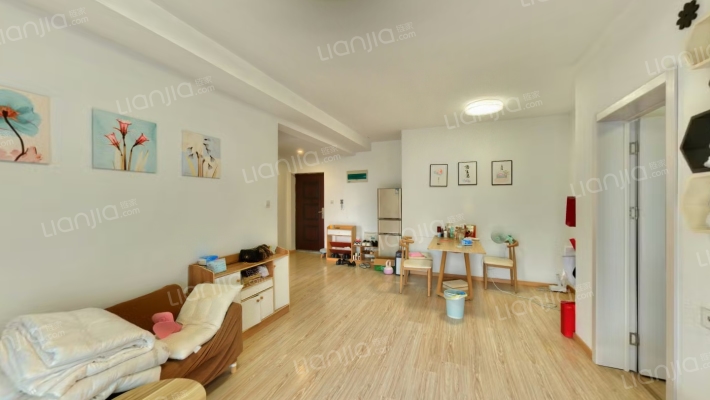 绿地国际花都御峯二手房实景图