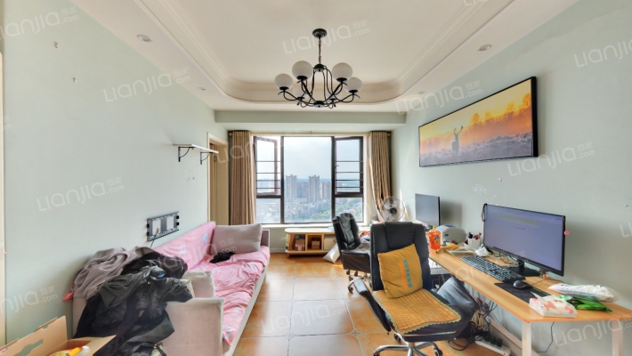 缤纷翡翠湾二手房实景图