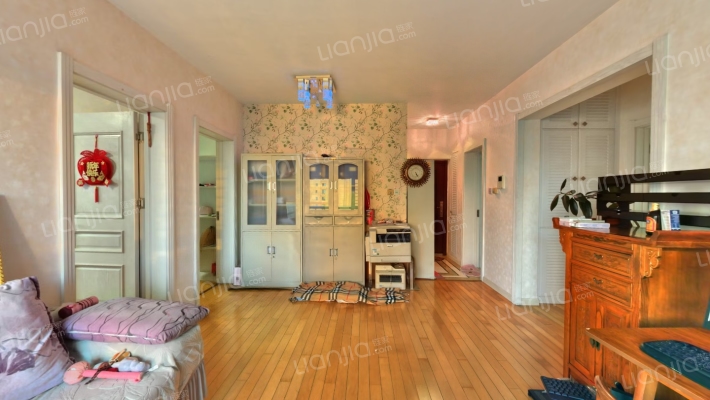 山河城海洋公园二手房实景图