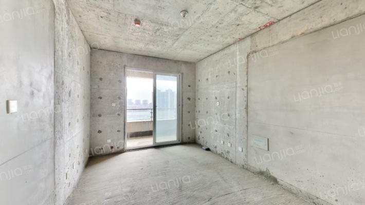 山水香堤溪墅二手房实景图