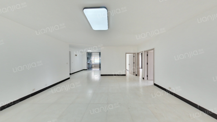 鸿运大厦二手房实景图