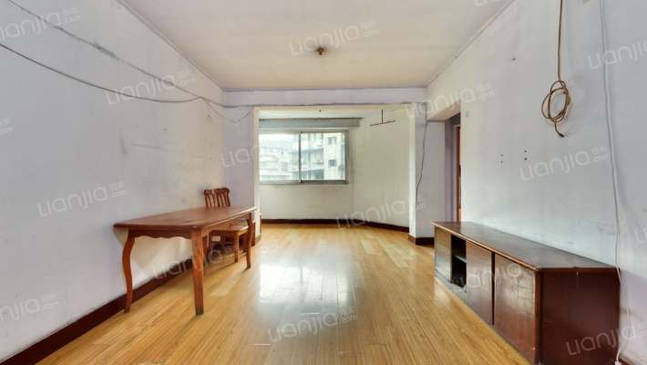 星河小区二手房实景图