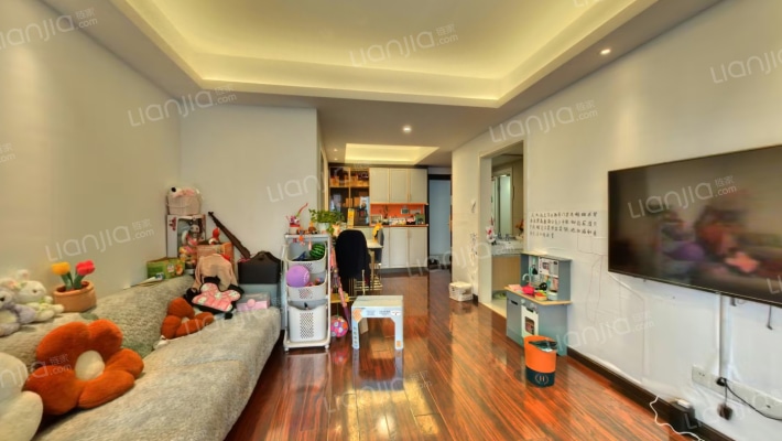 绿地香树花城派克公馆二手房实景图