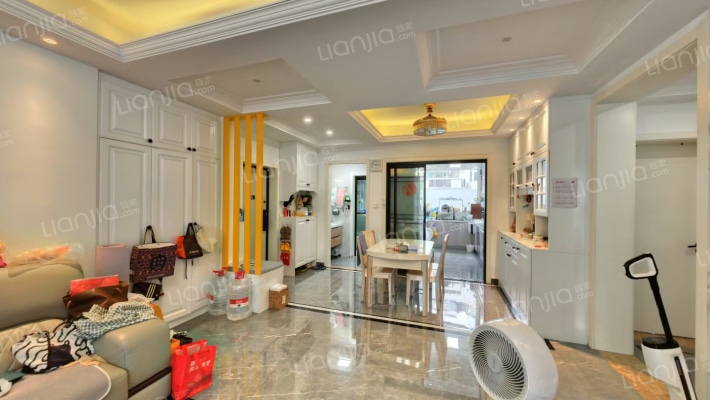 新大洲华新家苑二手房实景图