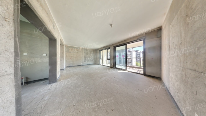 远洋沁园二手房实景图