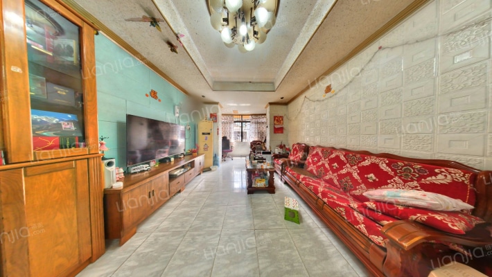 粤宝公司家属楼二手房实景图