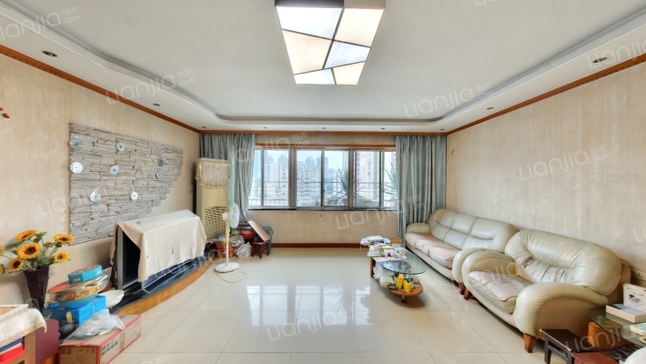 天鹅花园二手房实景图