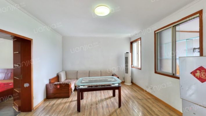 西华公寓二手房实景图