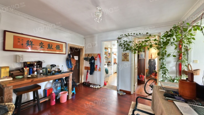 金湖路二手房实景图